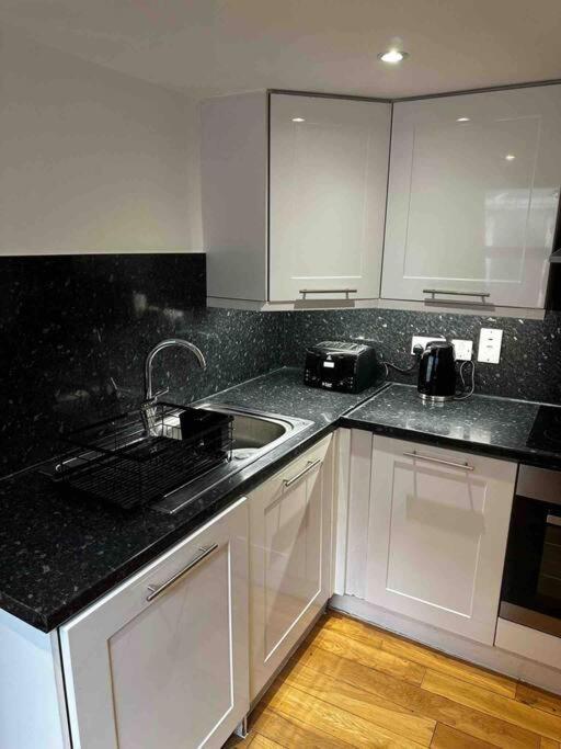 Amazing 2Bed2Bath Edgeware Leilighet London Eksteriør bilde