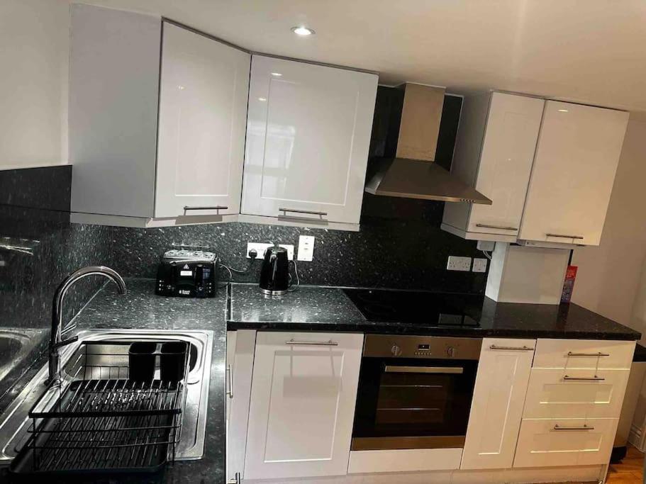 Amazing 2Bed2Bath Edgeware Leilighet London Eksteriør bilde